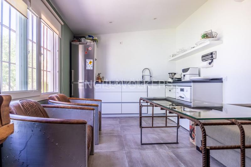 Foto fa12019f-5229-422d-8245-d2a31c99de20. Masia amb calefacció piscina a Colegio Europa Espartinas