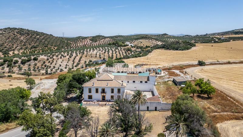 Foto a9af8e2c-3d1a-453c-b53a-5b1863006e06. Casa amb calefacció aparcament piscina a Osuna