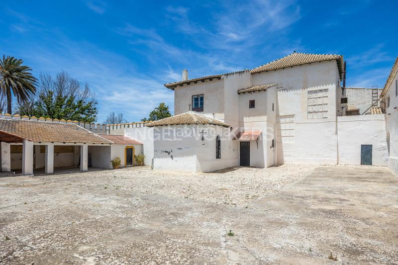 Foto c5d807a7-6db5-48e8-9f1d-e2ff206f2af8. Casa amb calefacció aparcament piscina a Osuna