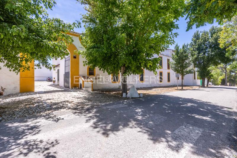 Foto e457b80c-59b9-4f27-9aeb-8207fb2aa1e5. Casa amb calefacció aparcament piscina a Osuna