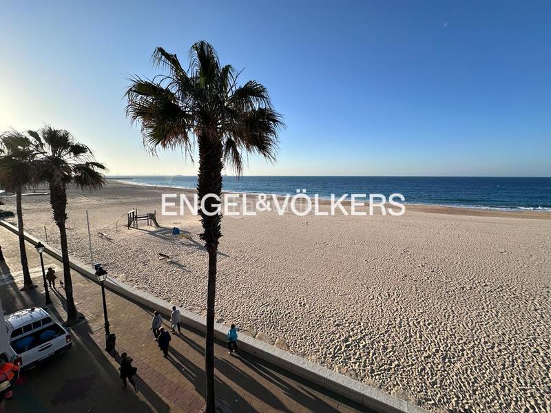 Foto 9baa1b8c-5b80-48aa-bf3c-b8430905a8b1. Location appartement avec chauffage parking dans Centro - La Costilla Rota