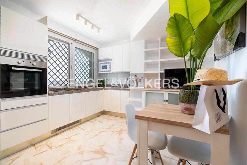 Foto f4ff6424-ff88-485a-a0c2-e1f0c7edca1f. Miete appartement mit heizung parking in Centro - La Costilla Rota