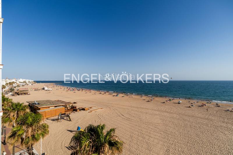 Foto 146b2b65-2257-466d-a52c-26dc37f145a1. Rent apartment with heating parking in Centro - La Costilla Rota