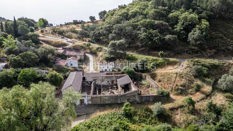 Foto 4e38e2d7-7228-41ae-b391-609eaad0c541. Masia amb calefacció a Almonaster la Real
