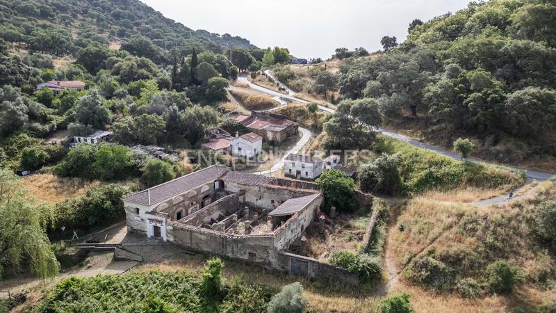 Foto b652ae4a-84e2-450c-996b-64ab0d392ee9. Masia amb calefacció a Almonaster la Real