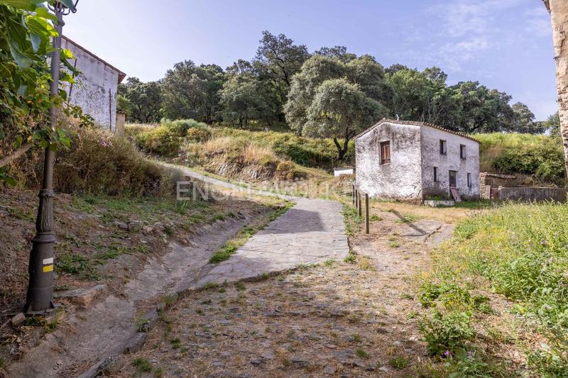 Foto f19b5ac8-5f54-4307-9798-70b87e6eeffe. Masia amb calefacció a Almonaster la Real