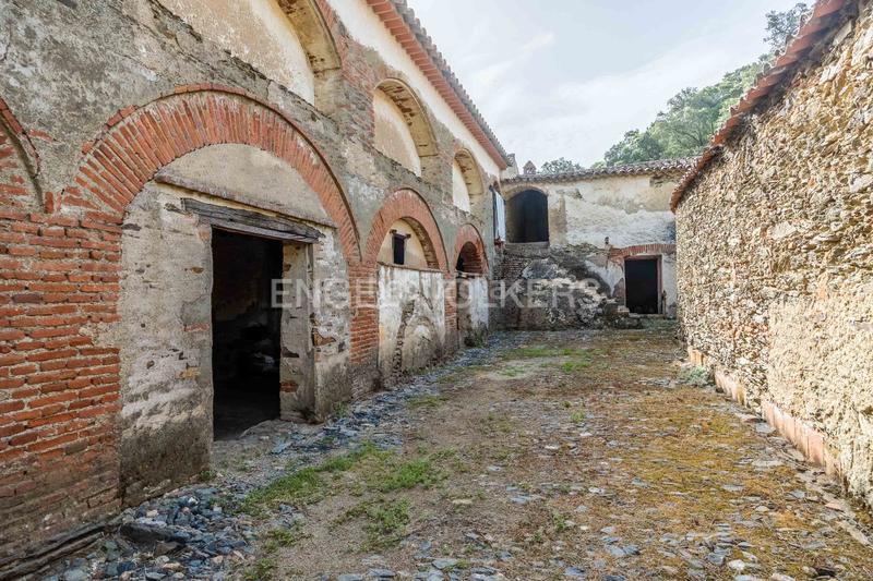 Foto f405a32f-b1eb-4481-827f-83d8da0f1574. Masia amb calefacció a Almonaster la Real