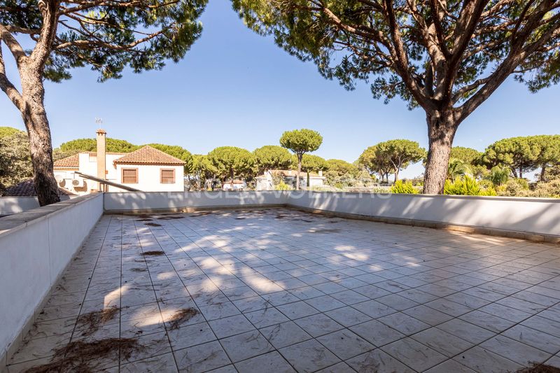 Foto 10997ae4-5edb-43e6-b3d4-5254b9784ddb. Casa amb calefacció aparcament piscina a Bollullos de la Mitación