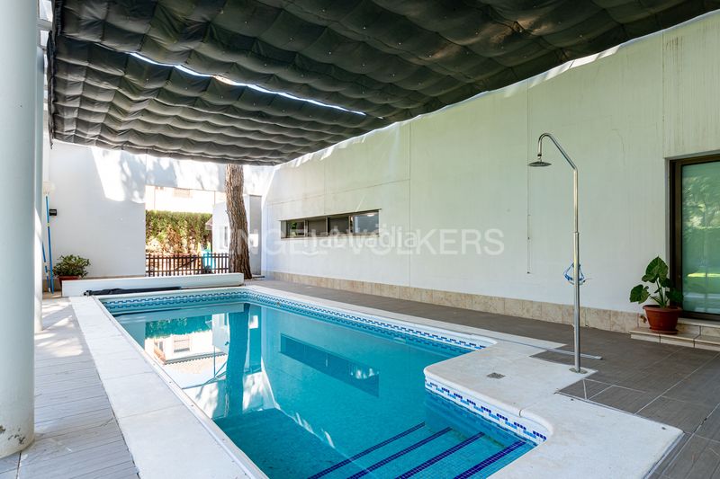 Foto 66627c63-a48a-4d77-957d-a375f5de62aa. Casa amb calefacció aparcament piscina a Bollullos de la Mitación