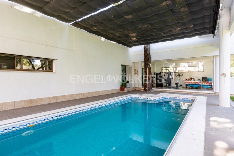 Foto 830585fa-680a-4001-bea8-b9827990552f. Casa amb calefacció aparcament piscina a Bollullos de la Mitación