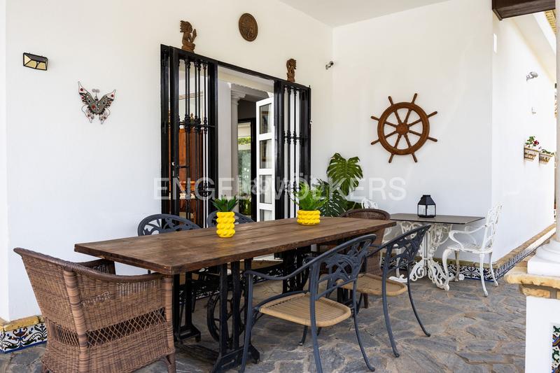 Foto 141bf504-c917-4142-9121-e5bf40ec5203. Haus mit heizung parking pool in La Barrosa Chiclana de la Frontera