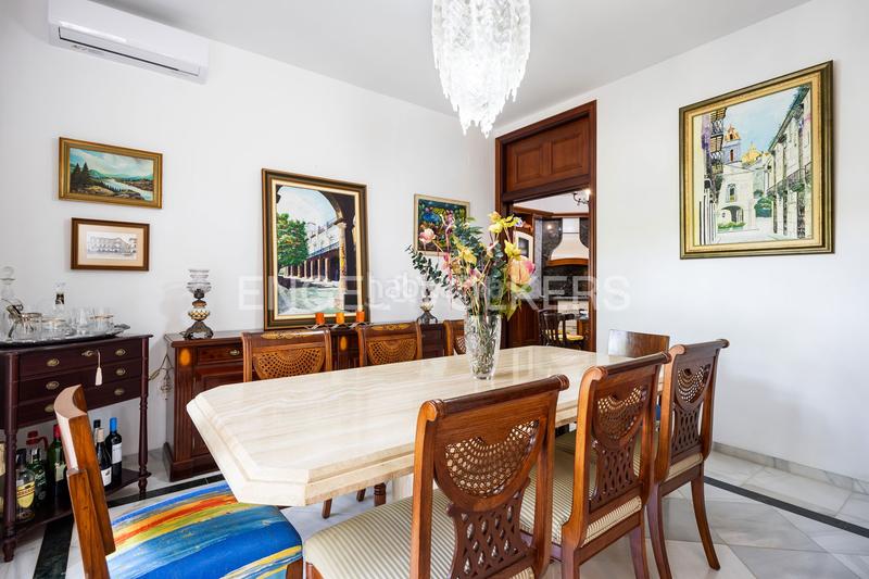 Foto 26d1c78c-4f0d-47ca-8c3b-bc5d1f1ff3c6. Haus mit heizung parking pool in La Barrosa Chiclana de la Frontera