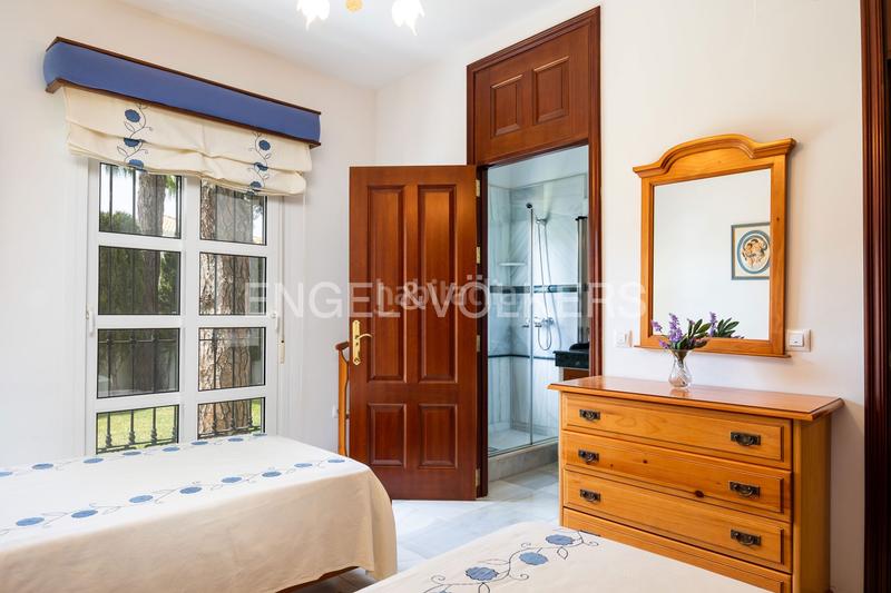 Foto 98a19300-7917-4d65-95ee-7c68c5c379e8. Haus mit heizung parking pool in La Barrosa Chiclana de la Frontera