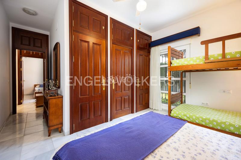 Foto b4bb8831-7735-4832-aa42-8f115ee6d8a2. Haus mit heizung parking pool in La Barrosa Chiclana de la Frontera