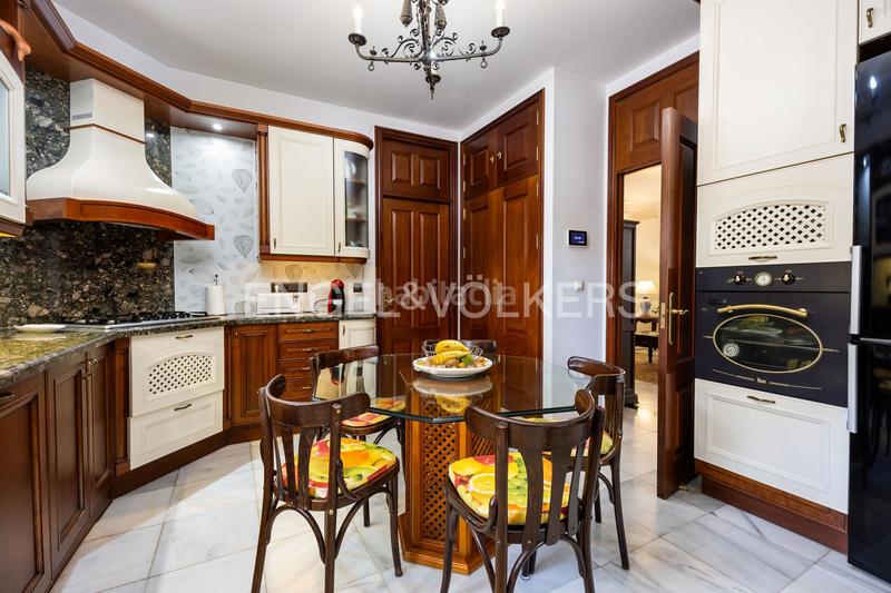 Foto cf2da1d6-f248-4abc-997b-e29d0050a0ba. Haus mit heizung parking pool in La Barrosa Chiclana de la Frontera