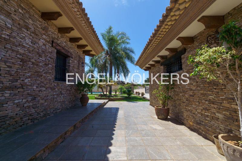 Foto f43eb776-ea82-4589-81f9-812746706426. Casa amb calefacció aparcament piscina a Los Franceses - La Vega Chiclana de la Frontera