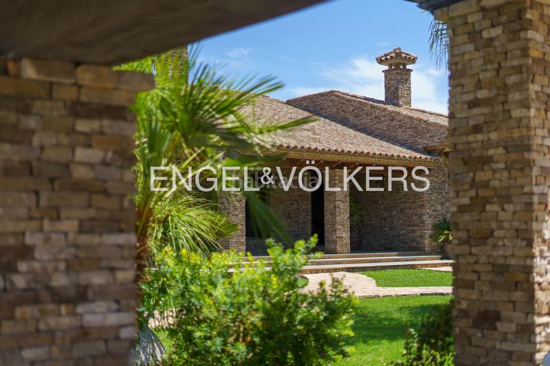 Foto f8273605-87e0-4011-a882-401741858d61. Casa amb calefacció aparcament piscina a Los Franceses - La Vega Chiclana de la Frontera