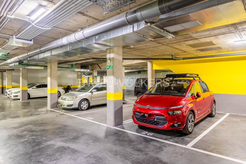 Foto 72b96925-9e1f-4072-b14e-c3a390322754. Posto auto in San Lorenzo Sevilla