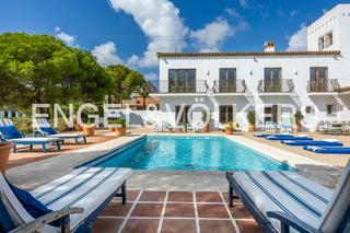 Mas à Dehesa - Monacilla. Villa exclusiva frente al green prestigio y distinción en huelva