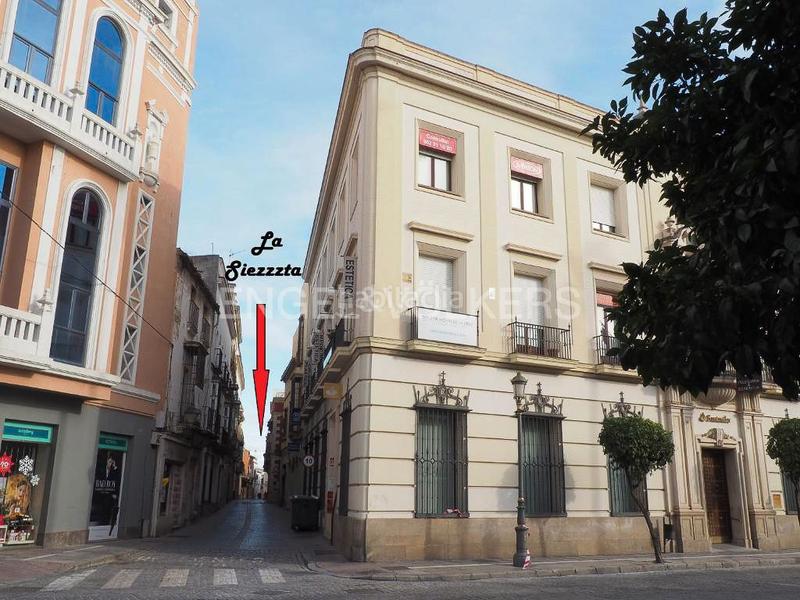 Foto 2887f54b-fc58-4d07-94ea-1dd07ef79e7a. Semi detached house in Centro Jerez de la Frontera