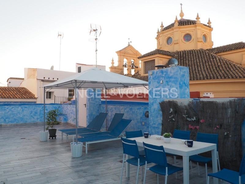 Foto f8bb7985-a556-40c8-975d-c2d3876a2850. Semi detached house in Centro Jerez de la Frontera