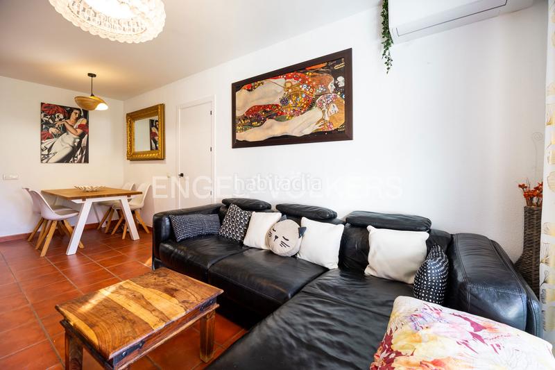 Foto cda158f4-73a4-44f2-bbca-58e9d620197b. Apartament amb calefacció aparcament piscina a La Barrosa Chiclana de la Frontera