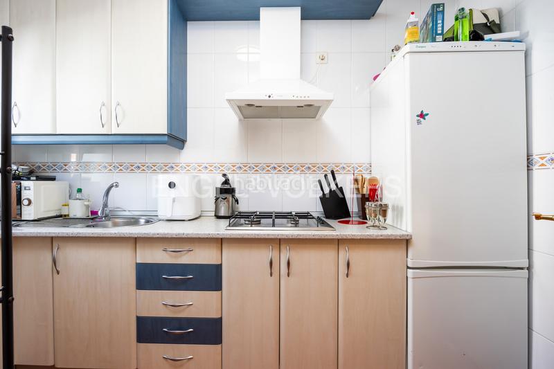 Foto e10ee294-1b2b-47ec-8303-3216ff06e4e8. Apartament amb calefacció aparcament piscina a La Barrosa Chiclana de la Frontera