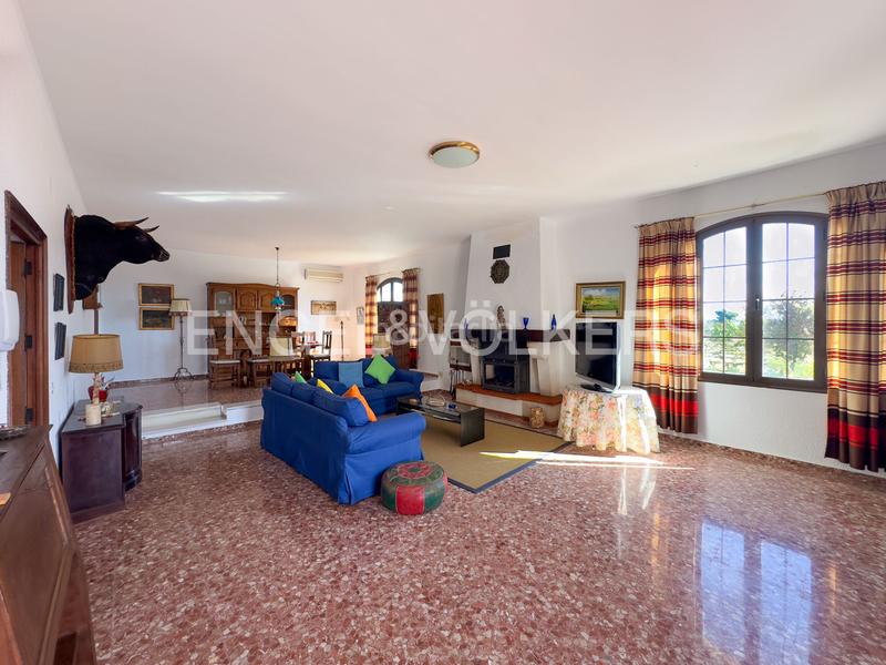 Foto 62fb632d-a16b-4f53-a5e5-681a77a49f90. Mas avec chauffage dans Sanlúcar la Mayor