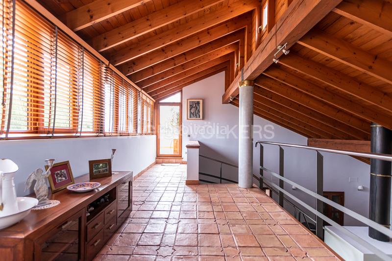 Foto 0c51d3d5-a55d-47e5-8bc2-773416ed8451. Casa con riscaldamento parcheggio in Condequinto Montequinto