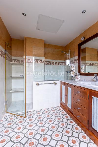 Foto 53e8adf2-f344-4b34-b06f-7d05df9cfc48. Casa con riscaldamento parcheggio in Condequinto Montequinto