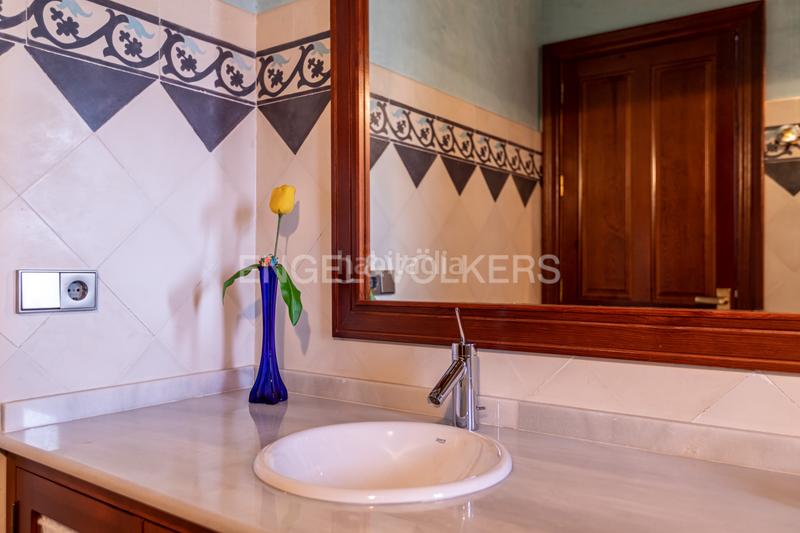 Foto ec997c86-606e-46de-becf-7ad8e9aae45a. Casa con riscaldamento parcheggio in Condequinto Montequinto