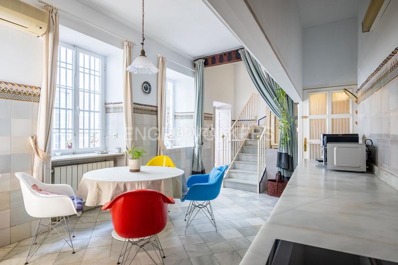 Foto 0afac85d-dc10-41b3-be66-ac4981f67843. Casa con riscaldamento parcheggio piscina in Alfalfa - Santa Cruz Sevilla