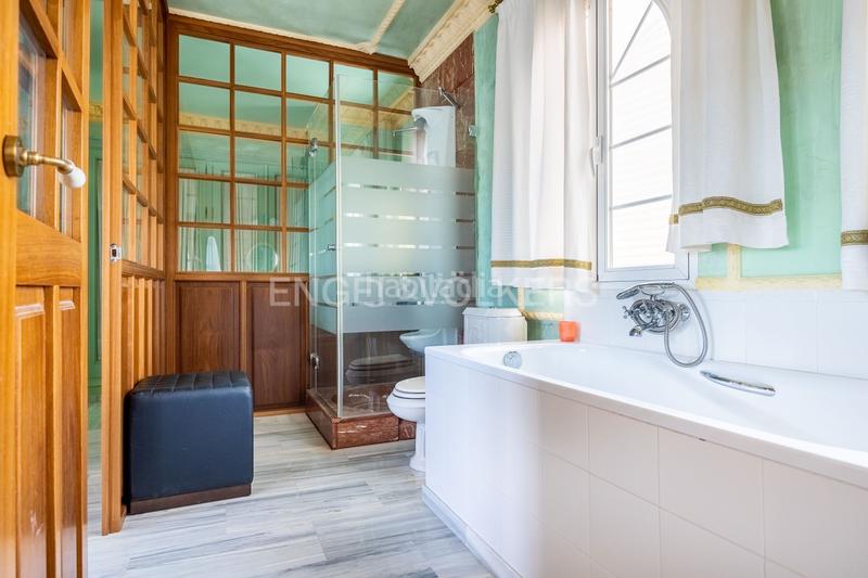 Foto 1f351019-3132-4624-a0d3-45439fbc8d51. Casa con riscaldamento parcheggio piscina in Alfalfa - Santa Cruz Sevilla