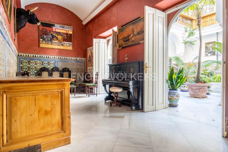 Foto 47a2a3ff-1ee3-4717-8ae7-b474accb493b. Casa con riscaldamento parcheggio piscina in Alfalfa - Santa Cruz Sevilla