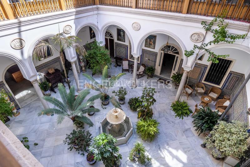 Foto 4faf0a06-5f14-467b-b486-2d366a542a37. Casa con riscaldamento parcheggio piscina in Alfalfa - Santa Cruz Sevilla