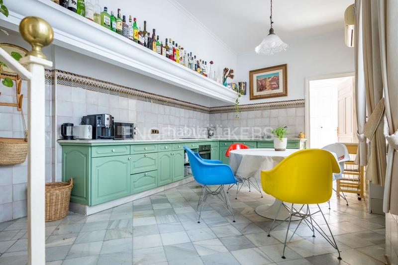 Foto 6f0755b1-bb65-4538-b9a2-87096ea337e2. Casa con riscaldamento parcheggio piscina in Alfalfa - Santa Cruz Sevilla