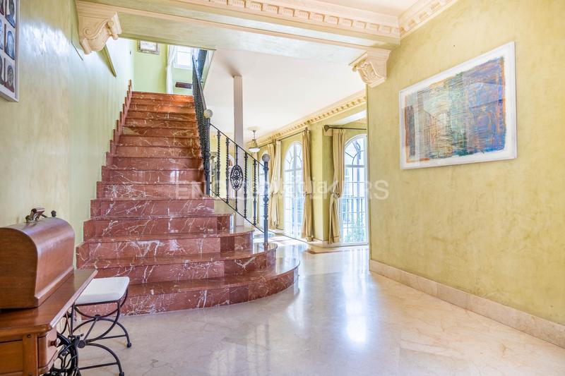 Foto 851c0b8d-837d-4f88-b543-3213cd80e5b0. Casa con riscaldamento parcheggio piscina in Alfalfa - Santa Cruz Sevilla