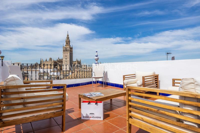 Foto a3668136-175d-413b-8e27-58089c745742. Casa con riscaldamento parcheggio piscina in Alfalfa - Santa Cruz Sevilla