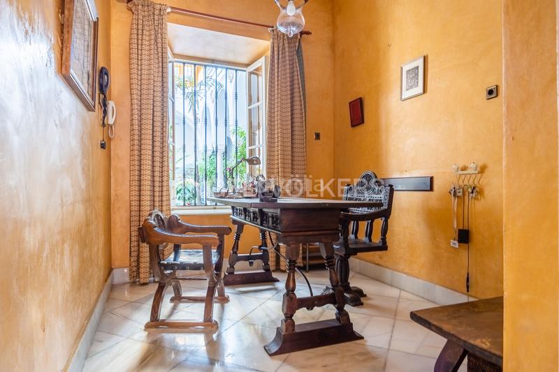 Foto a723211e-4a0f-40df-b7cf-982dc4499d49. Casa con riscaldamento parcheggio piscina in Alfalfa - Santa Cruz Sevilla