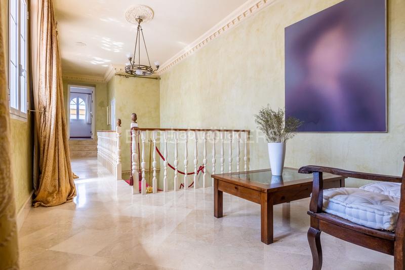 Foto aa9480b9-5c84-487b-8fb4-e7b2c91b05cf. Casa con riscaldamento parcheggio piscina in Alfalfa - Santa Cruz Sevilla