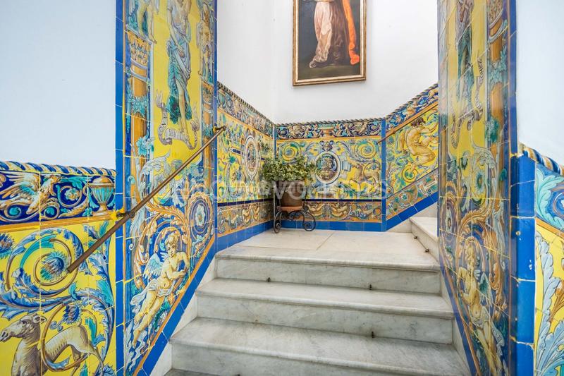 Foto aec90918-b5b5-4a1a-845d-2f204ad6c052. Casa con riscaldamento parcheggio piscina in Alfalfa - Santa Cruz Sevilla