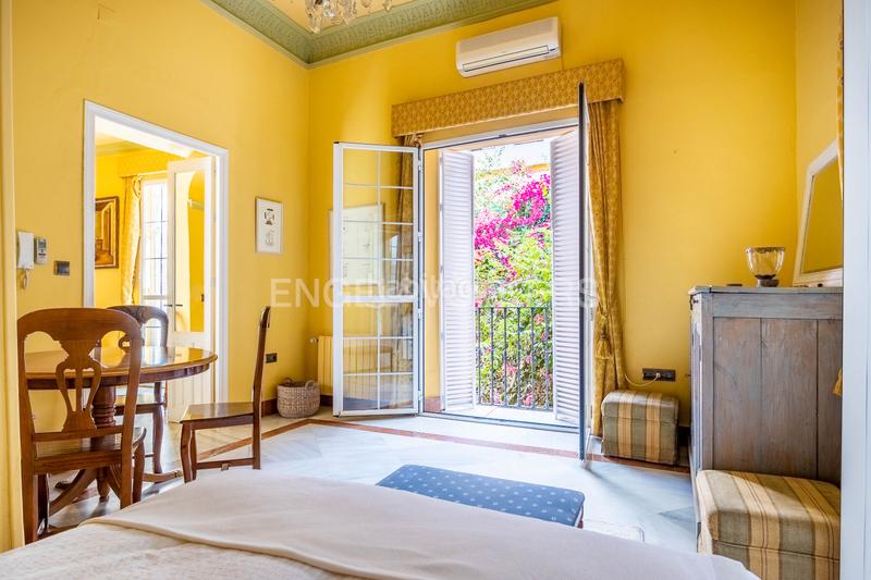 Foto b78f72cf-ebf7-4b8b-a453-795684be43f5. Casa con riscaldamento parcheggio piscina in Alfalfa - Santa Cruz Sevilla