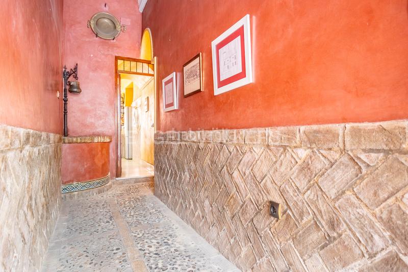 Foto bc24d03a-68ac-444c-bc4b-6a262aa02759. Casa con riscaldamento parcheggio piscina in Alfalfa - Santa Cruz Sevilla