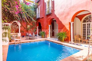 Casa a Alfalfa - Santa Cruz. Historia de sevilla en esta exclusiva casa palacio del sxvii