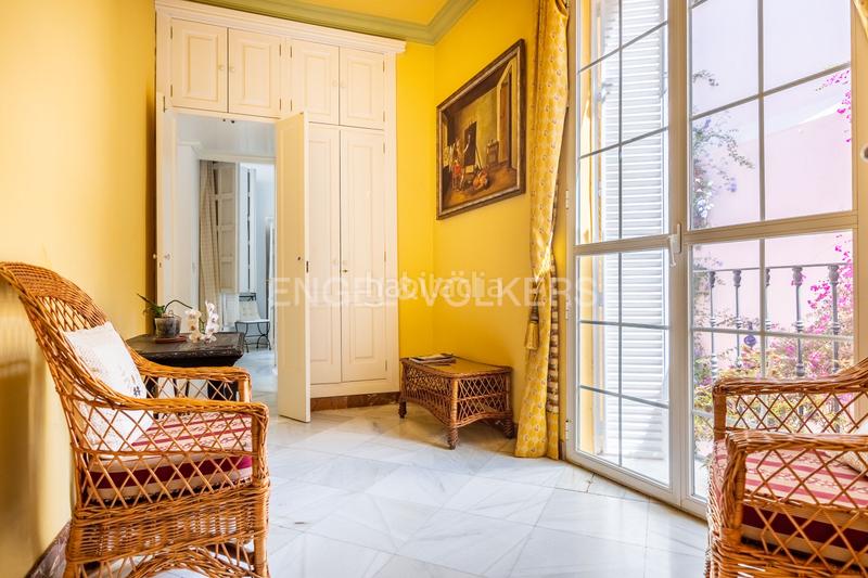 Foto d65055f7-7abe-47cc-87f6-d8a5a5edde5a. Casa con riscaldamento parcheggio piscina in Alfalfa - Santa Cruz Sevilla