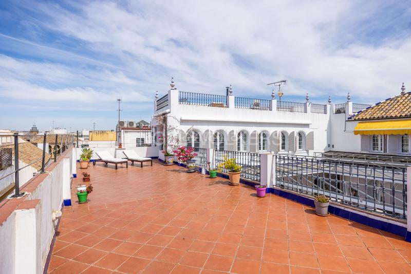 Foto d9f9034b-d395-45e4-90de-de317ffc1f9e. Casa con riscaldamento parcheggio piscina in Alfalfa - Santa Cruz Sevilla