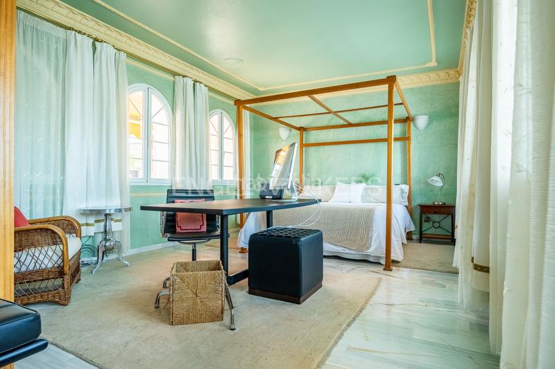 Foto ed1889f4-7653-4bf6-a7a7-6197ceb73ed8. Casa con riscaldamento parcheggio piscina in Alfalfa - Santa Cruz Sevilla