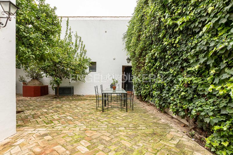 Foto 382d0a57-fcec-4fa3-b1a5-cd1ff14d4e33. Casa con riscaldamento parcheggio piscina in Umbrete