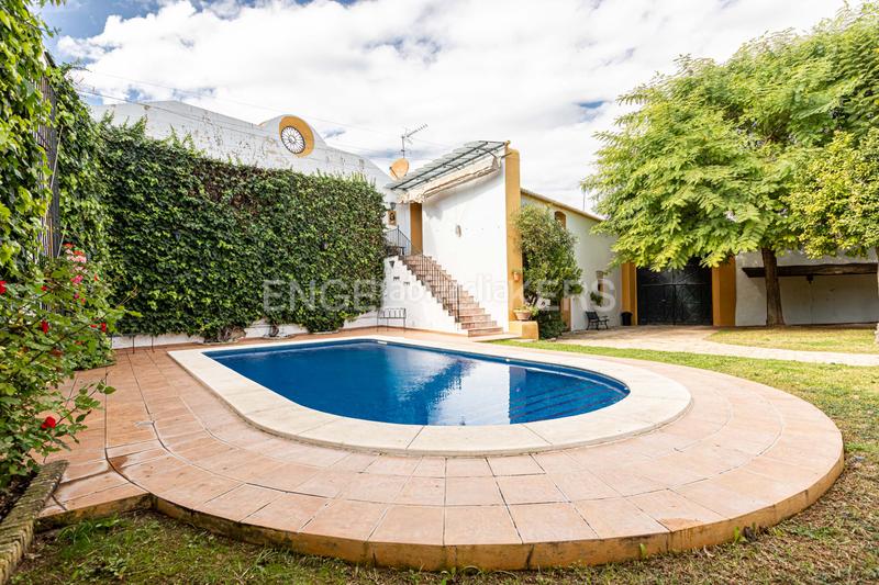 Foto 7b8dca81-a7b4-431d-b6ce-aba1c0b2cd9d. Casa con riscaldamento parcheggio piscina in Umbrete