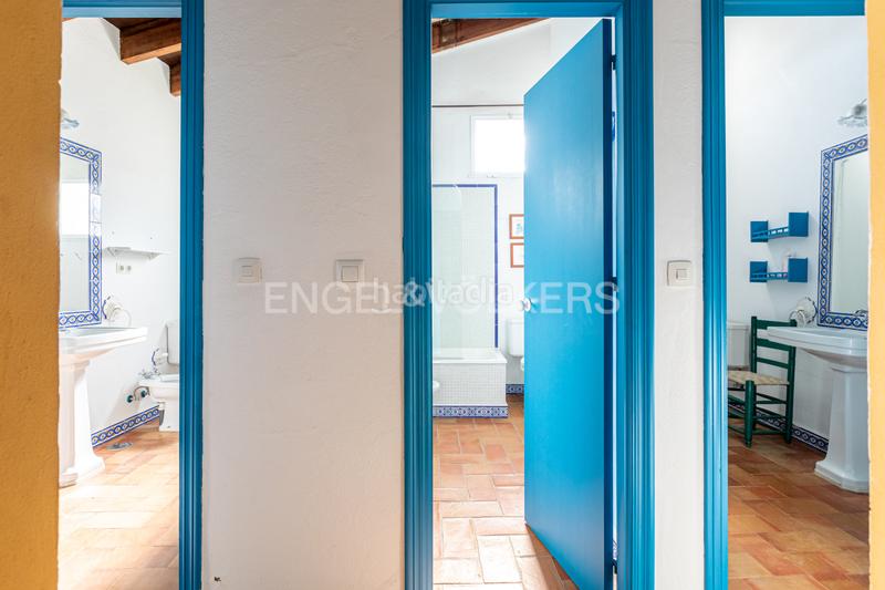 Foto a723a030-d6c4-4e20-a5e6-45c791257dcf. Casa con riscaldamento parcheggio piscina in Umbrete